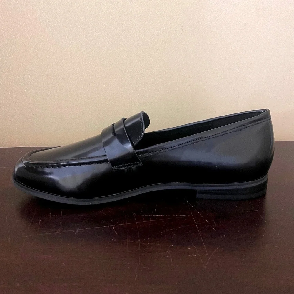 Banana Republic Womens Black Leather Penny Loafers Size 9 531524-00-1‎ FA24